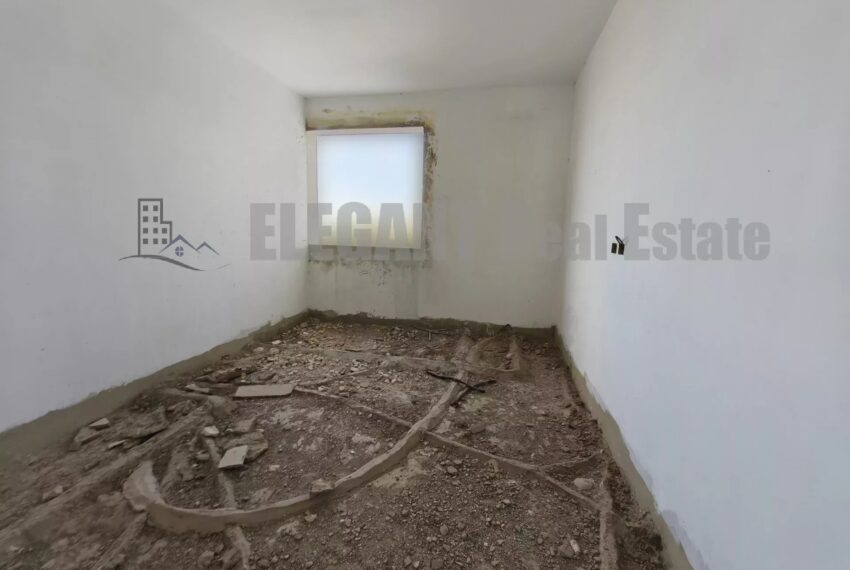 Picture-85662438-4-watermark