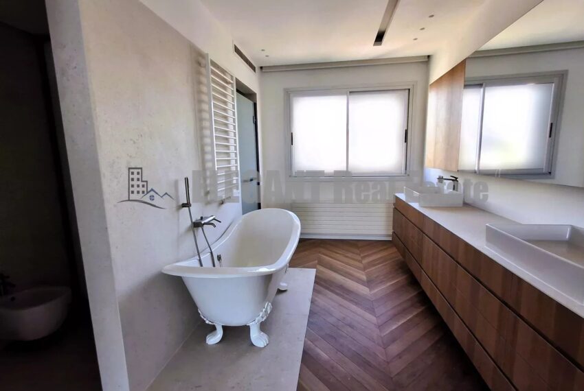 Picture-86664579-10-watermark